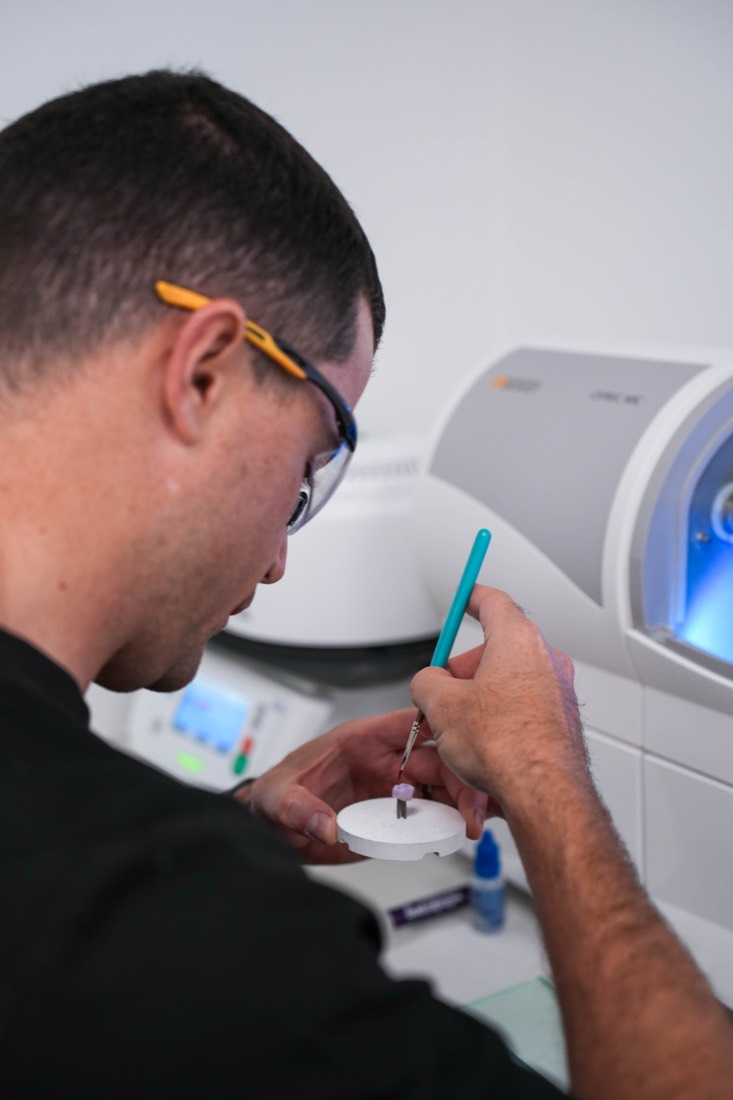 Dr Alberts detailing a ceramic restoration